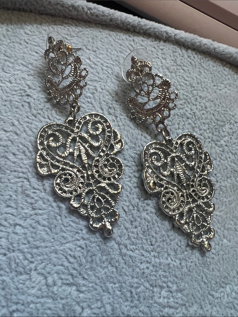Elegant Filigree Drop Earrings in Silver